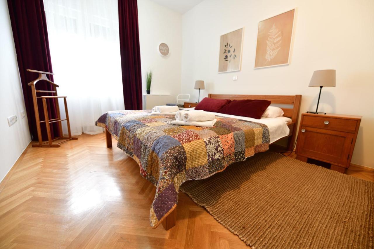 Apartman Miran Осиек Экстерьер фото