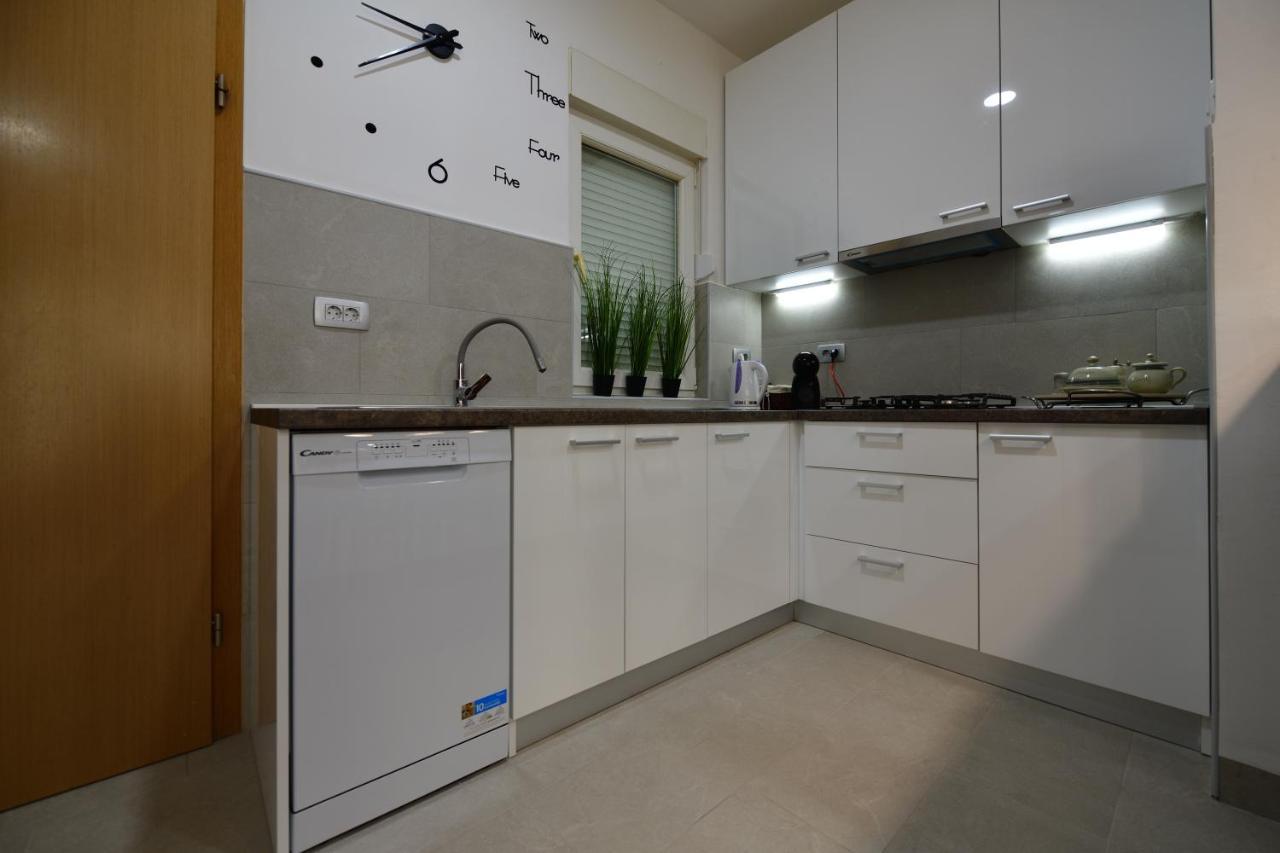 Apartman Miran Осиек Экстерьер фото